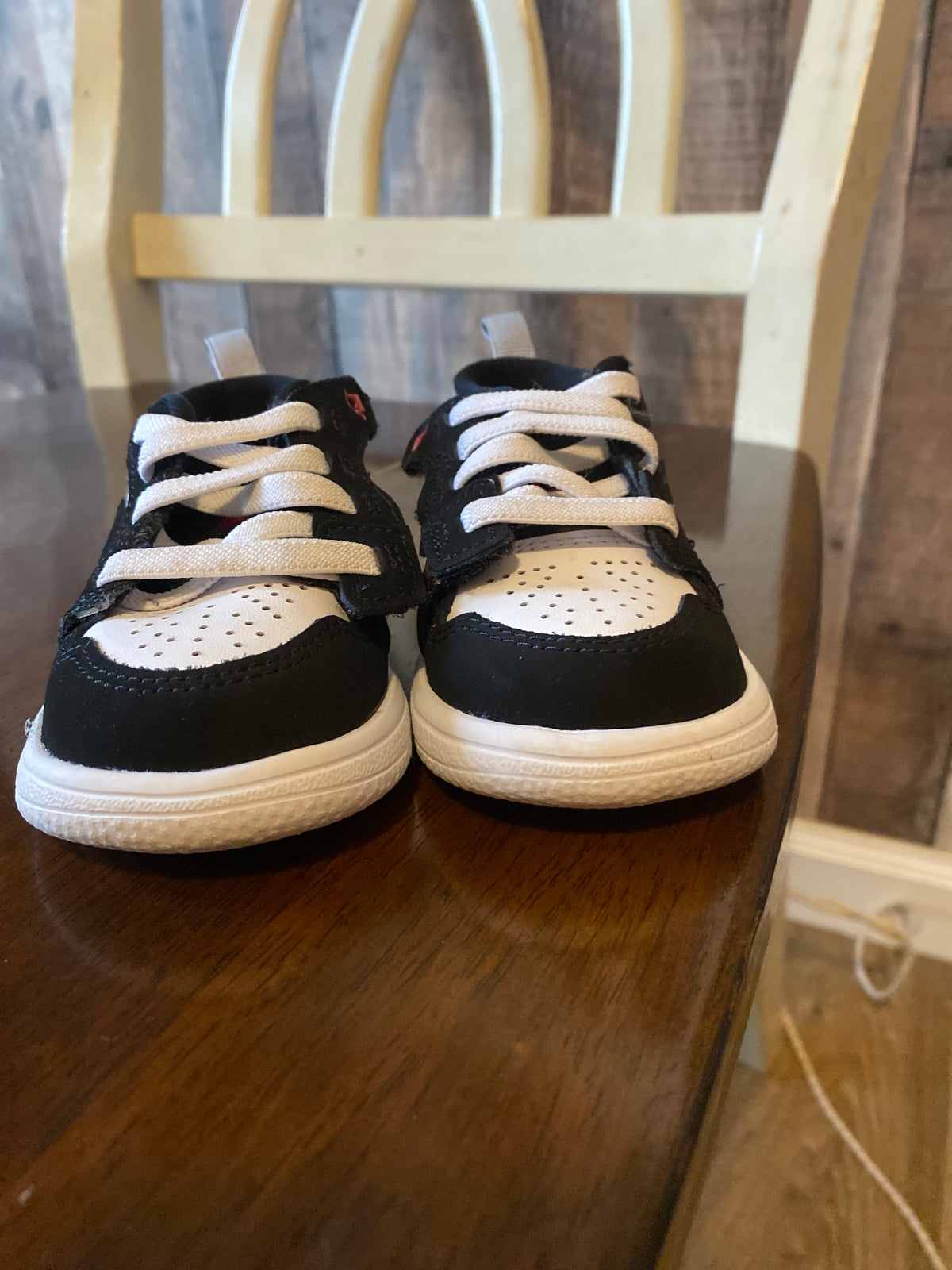 Nike dunk size 4C ￼