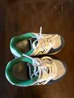 New Balance Size 5 Tennis Shoes