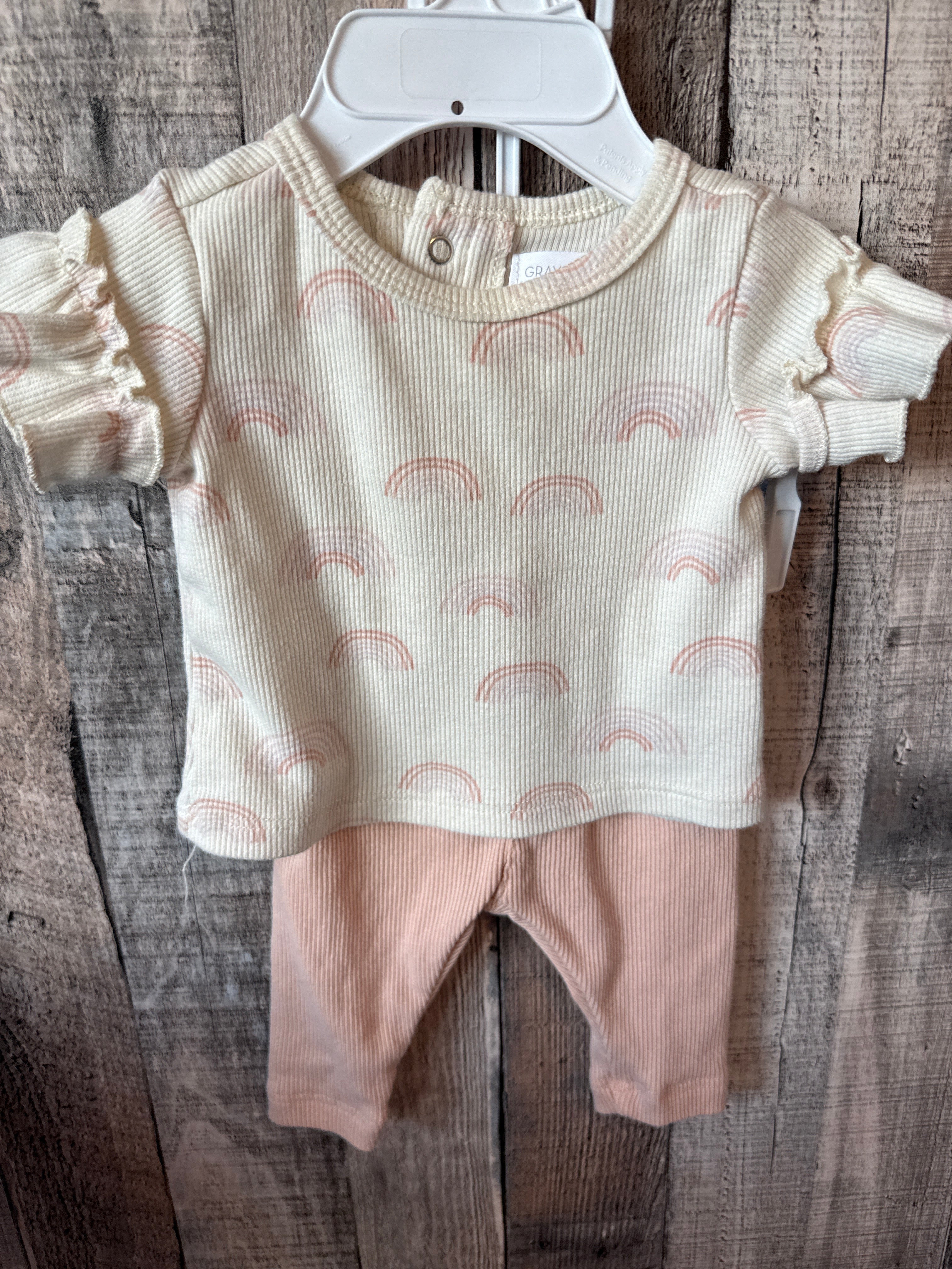 Newborn two piece set ￼￼