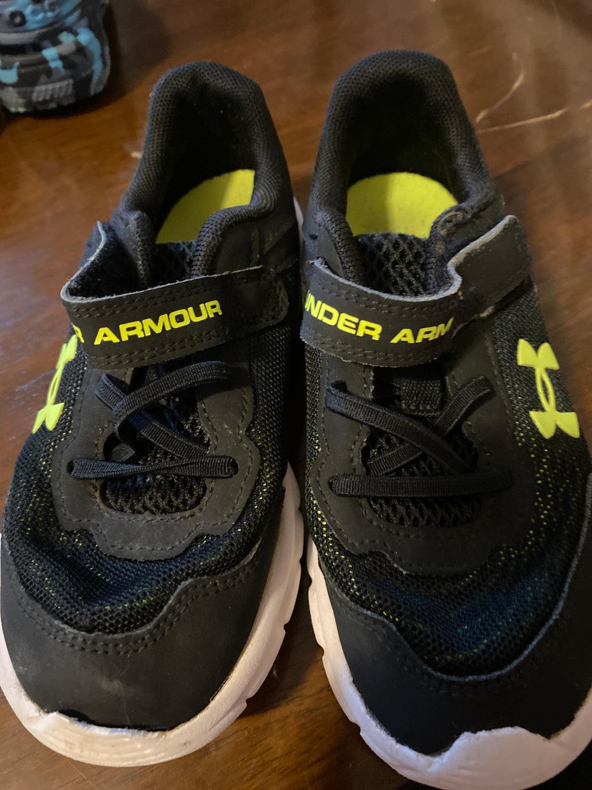 Under Armour Size￼ 10 K