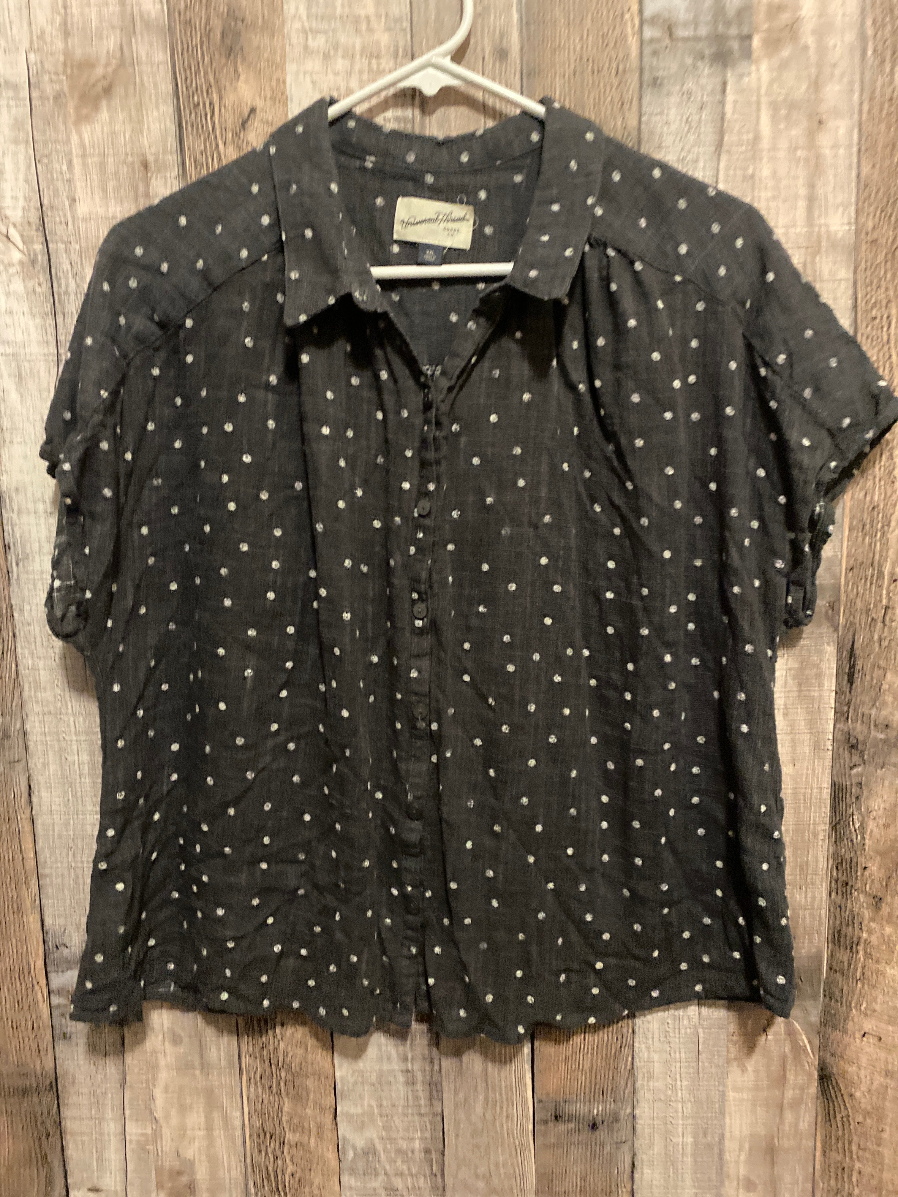 Universal Thread XXL Shirt