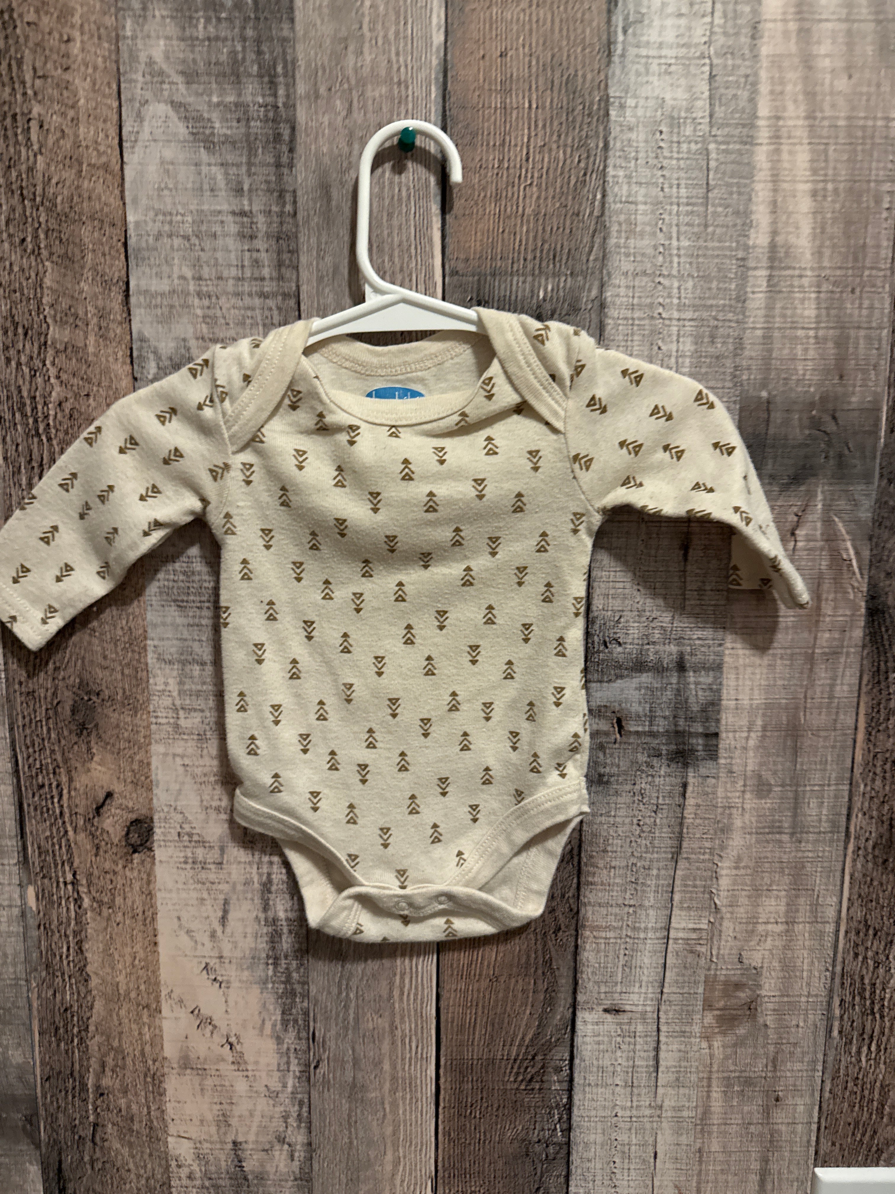 0-3 month long sleeve onesie