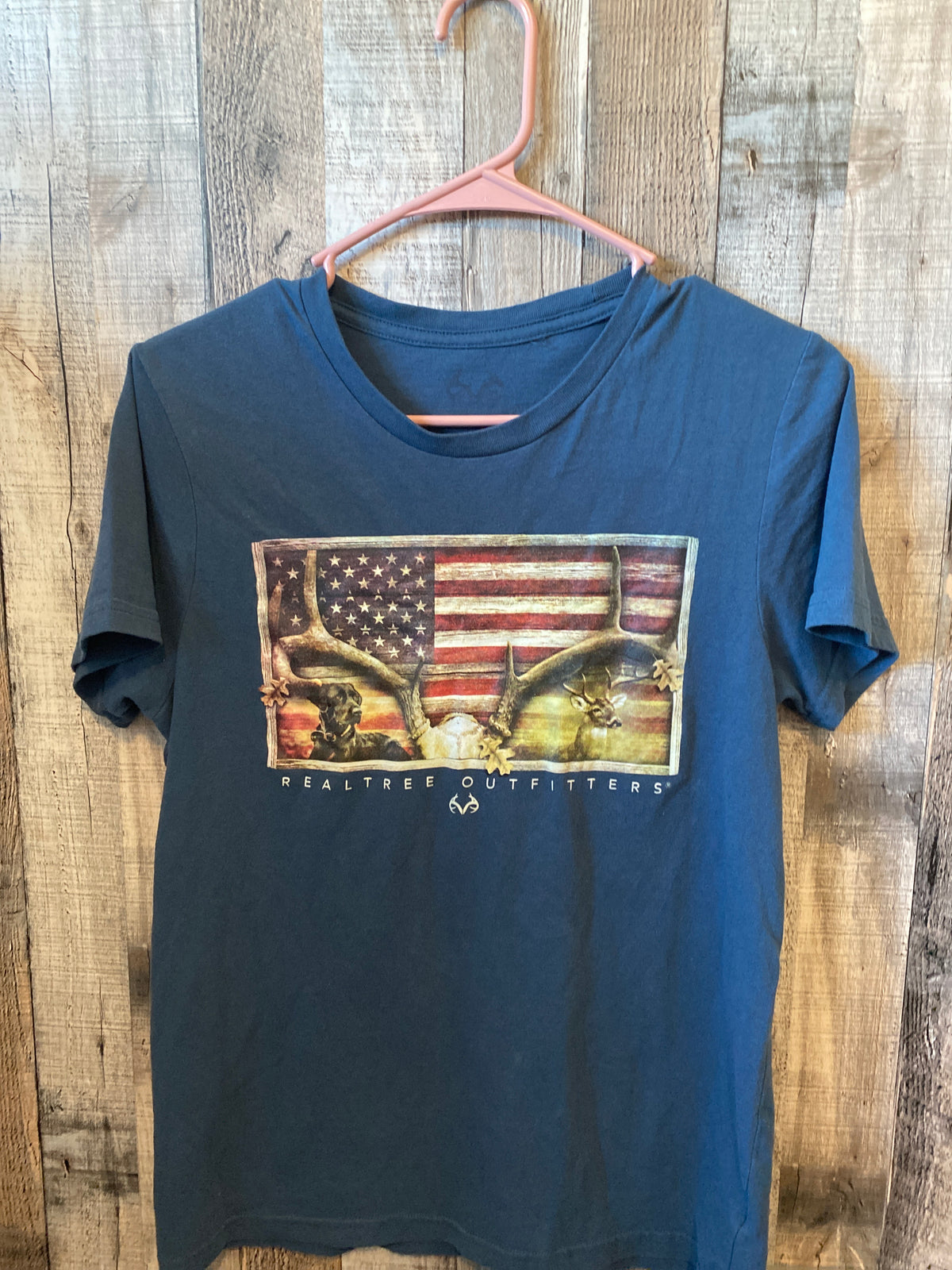 Realtree Outfitters Small Shirt