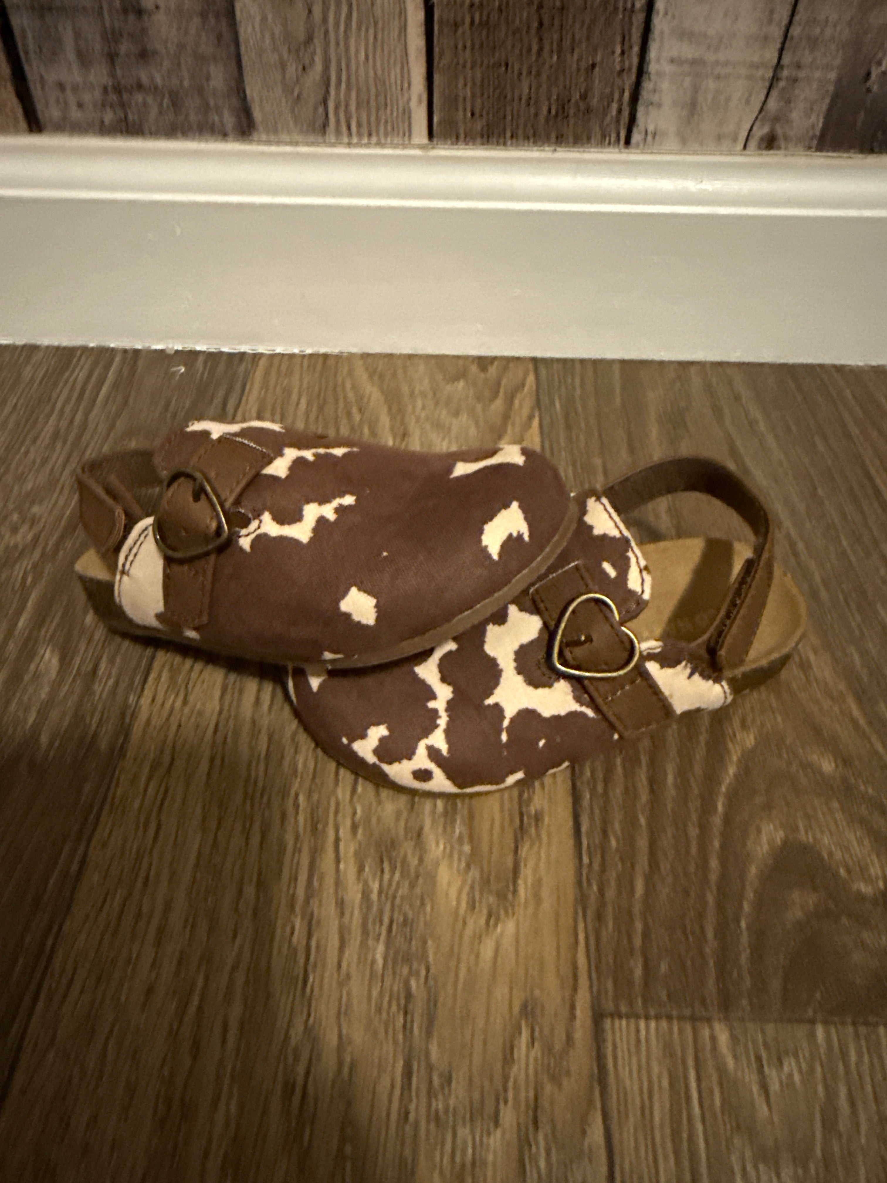 7 Cow Print Slides
