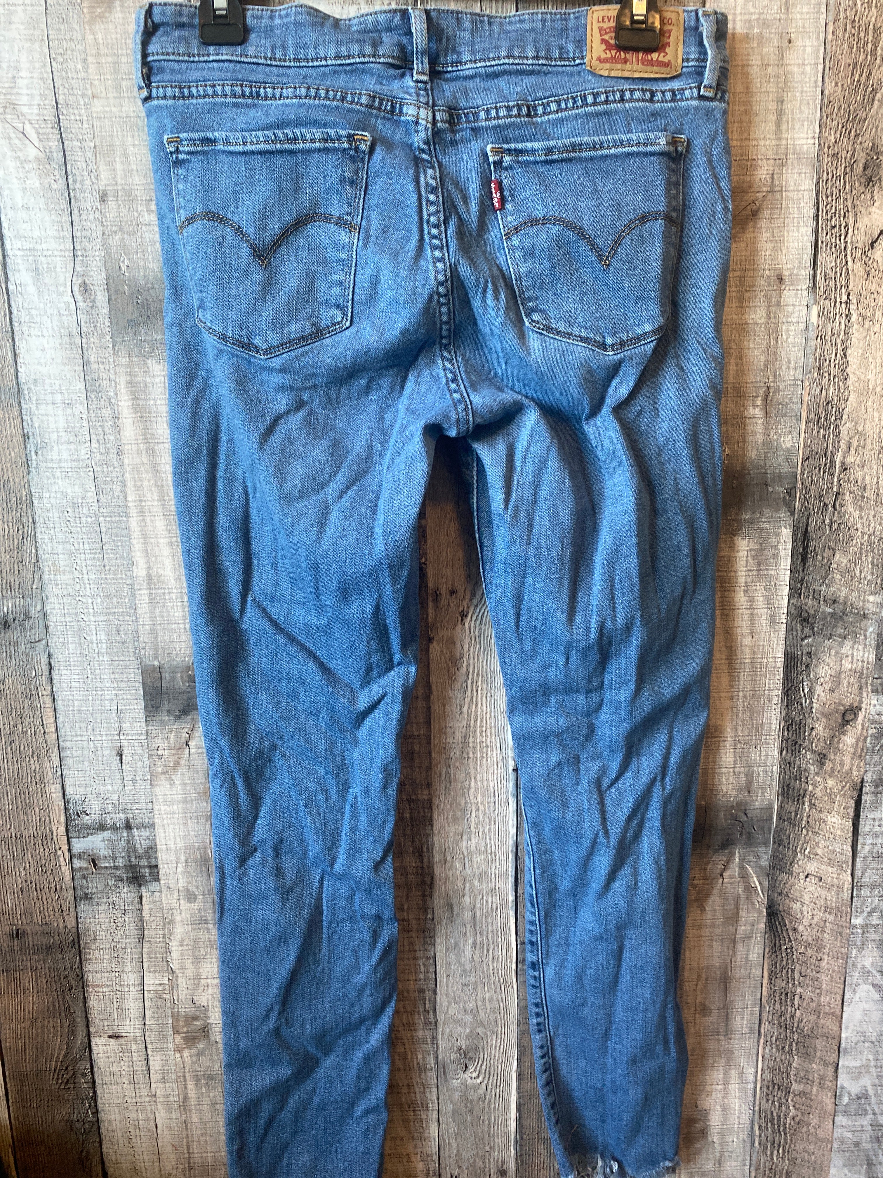 Levi’s Size 30-30 711 Skinny Jeans