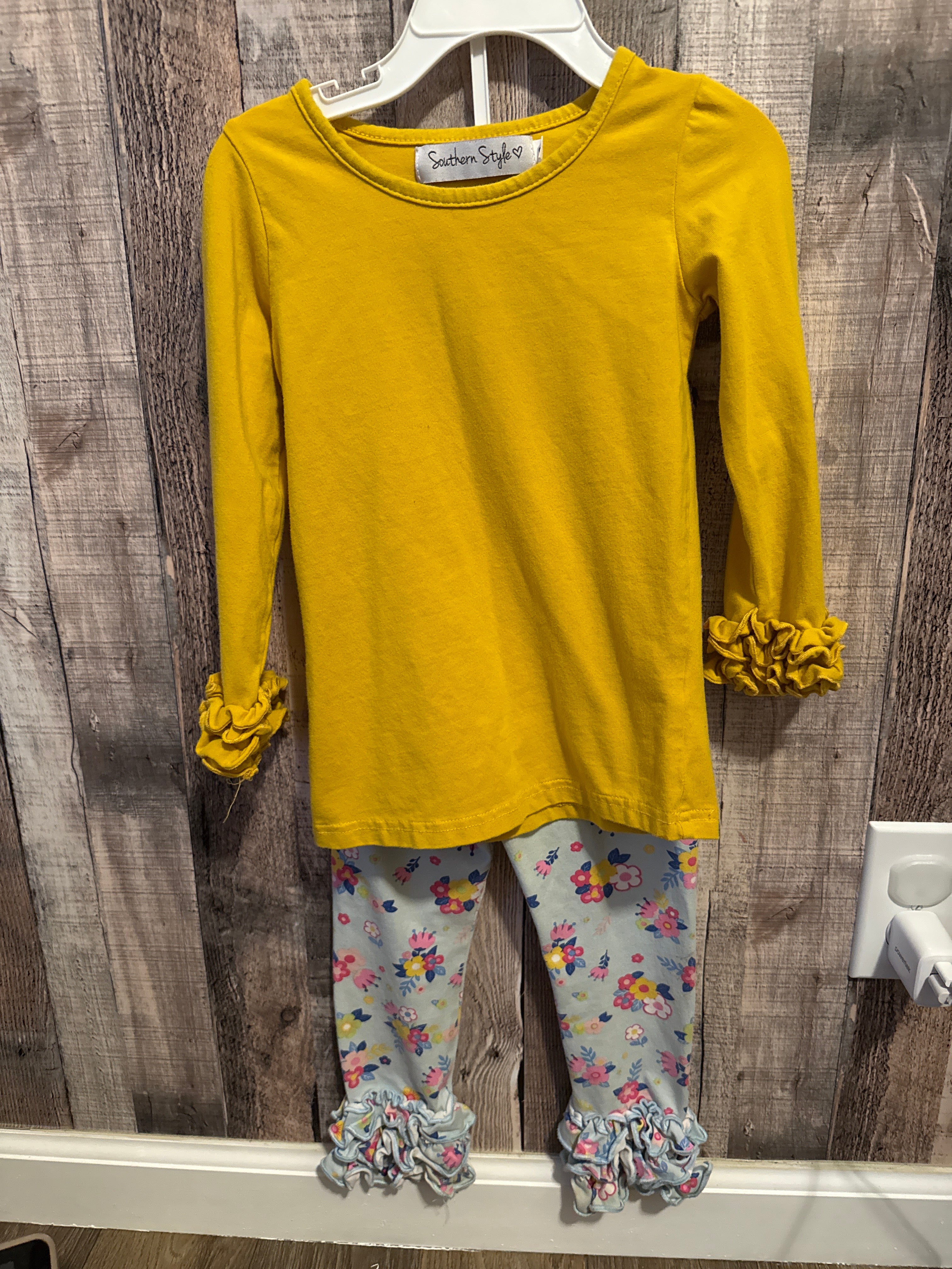 2T two piece set
