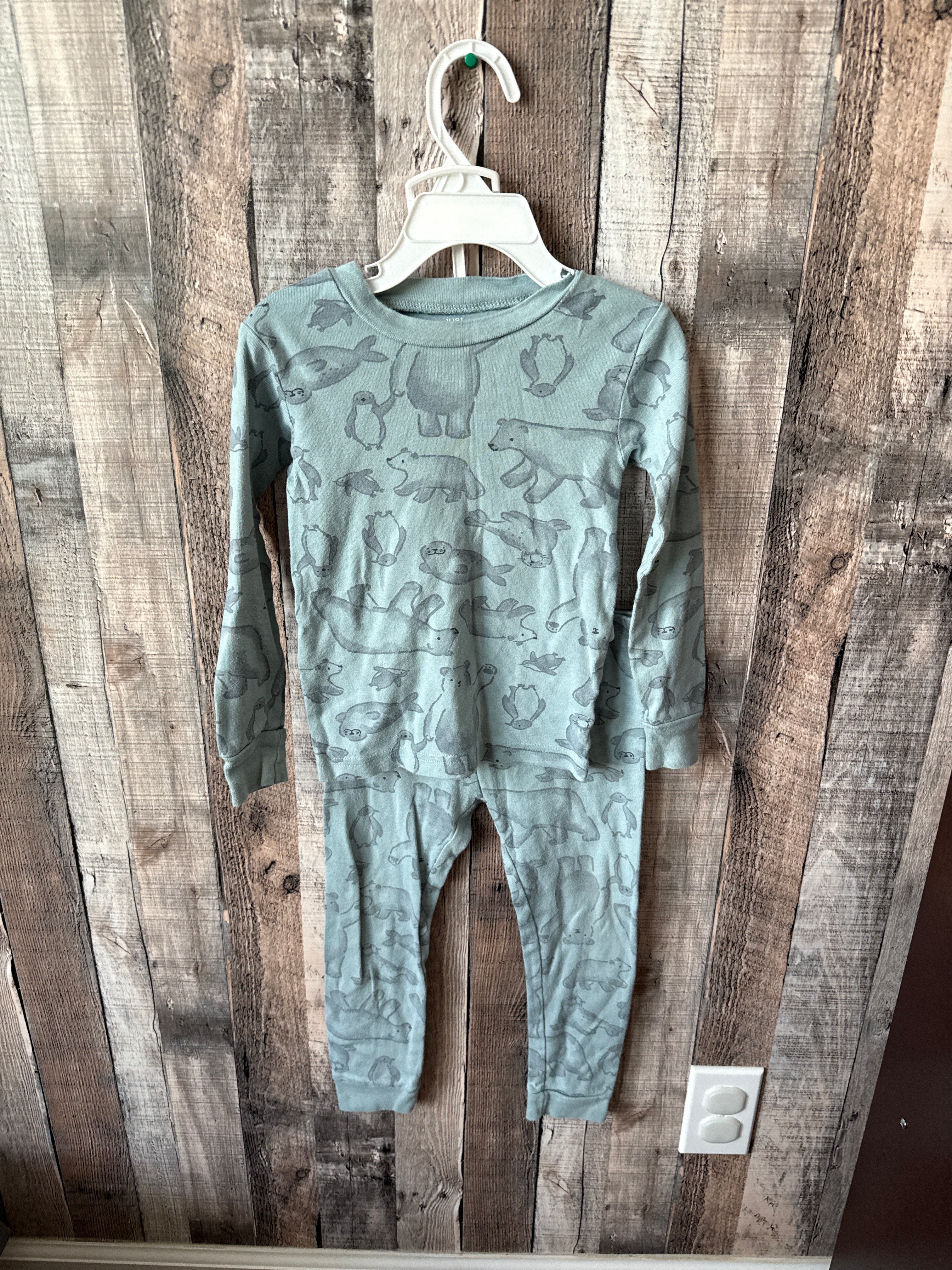 4T PJ’s