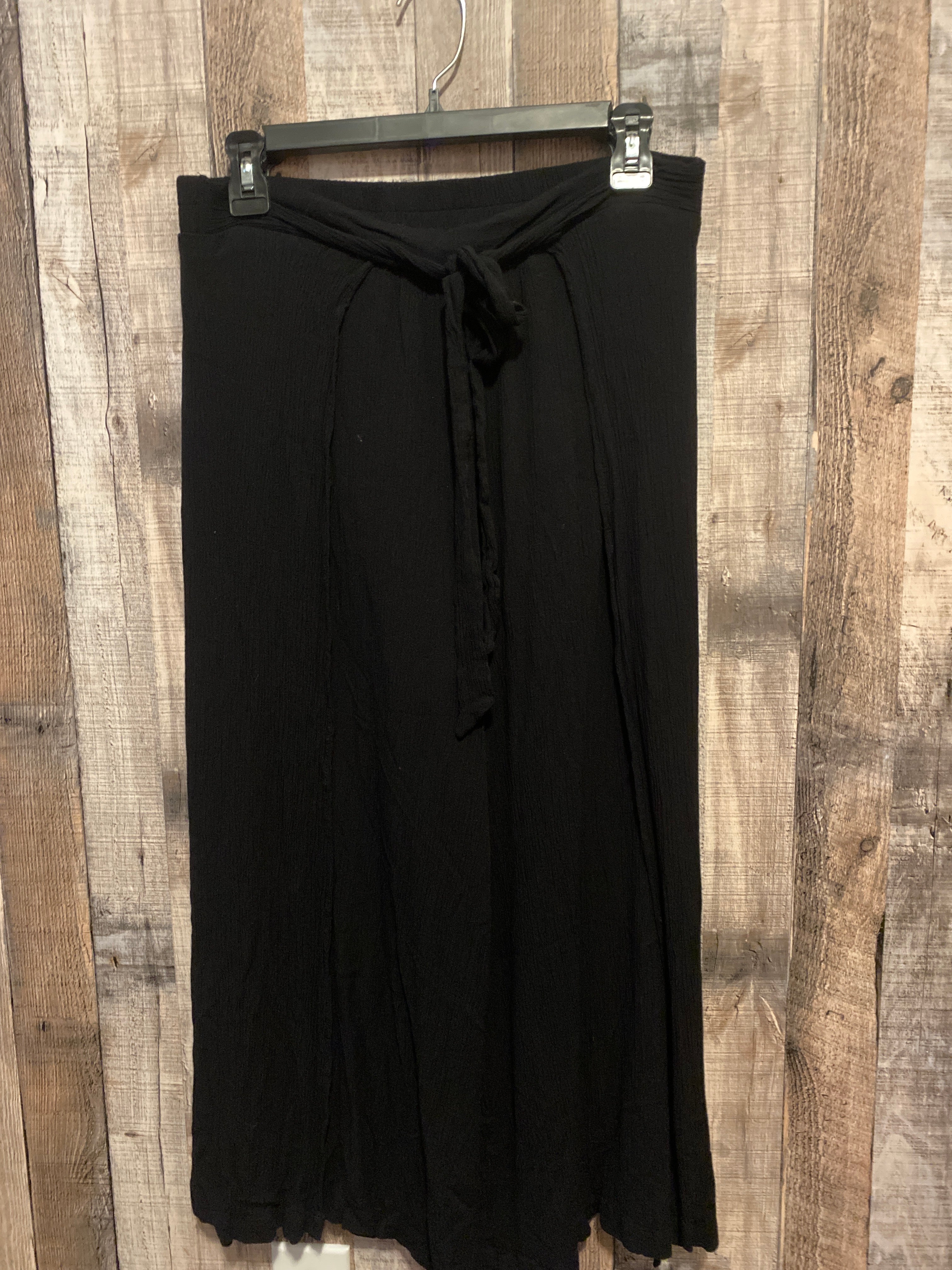Xhilaration Medium Pants