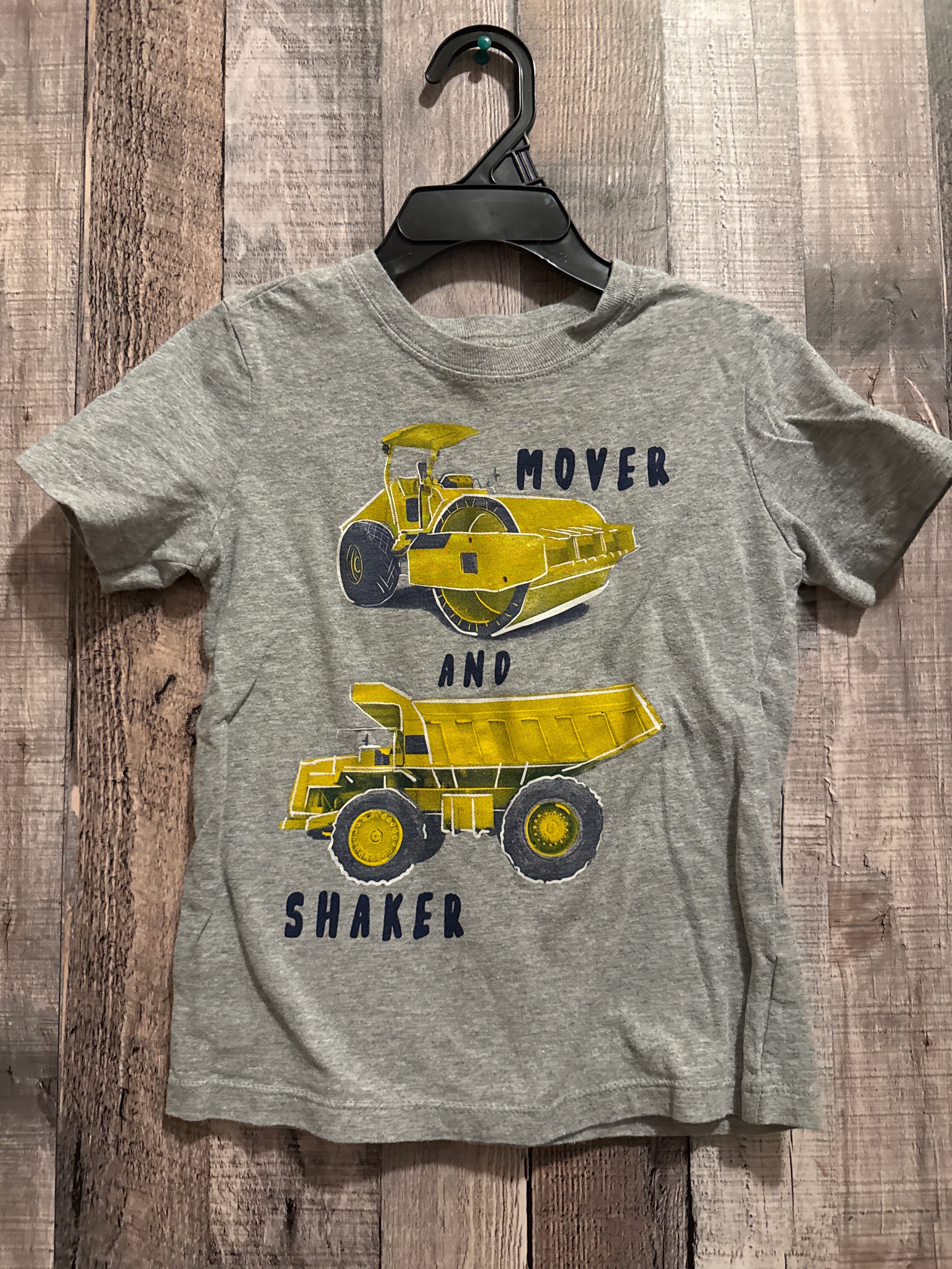 4T shirt