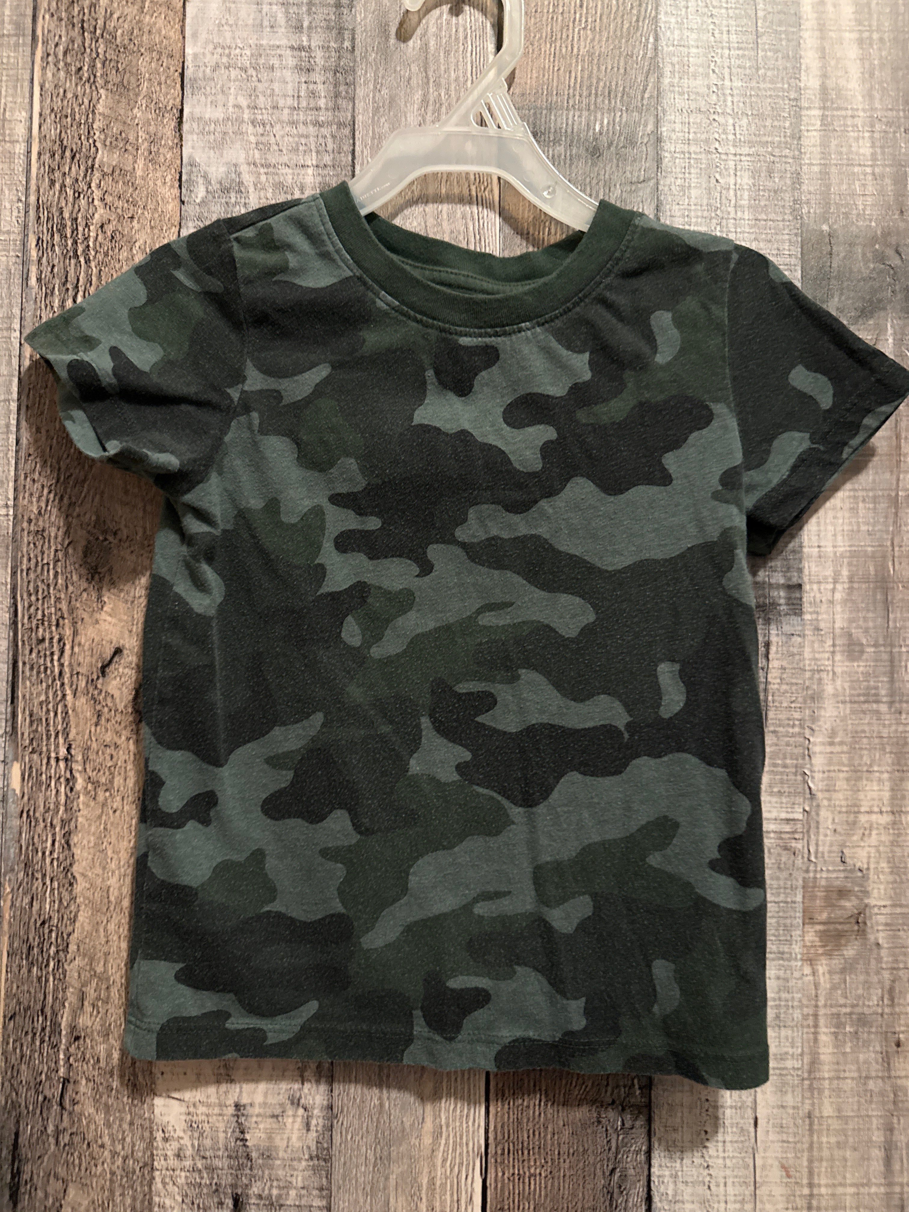 3T shirt
