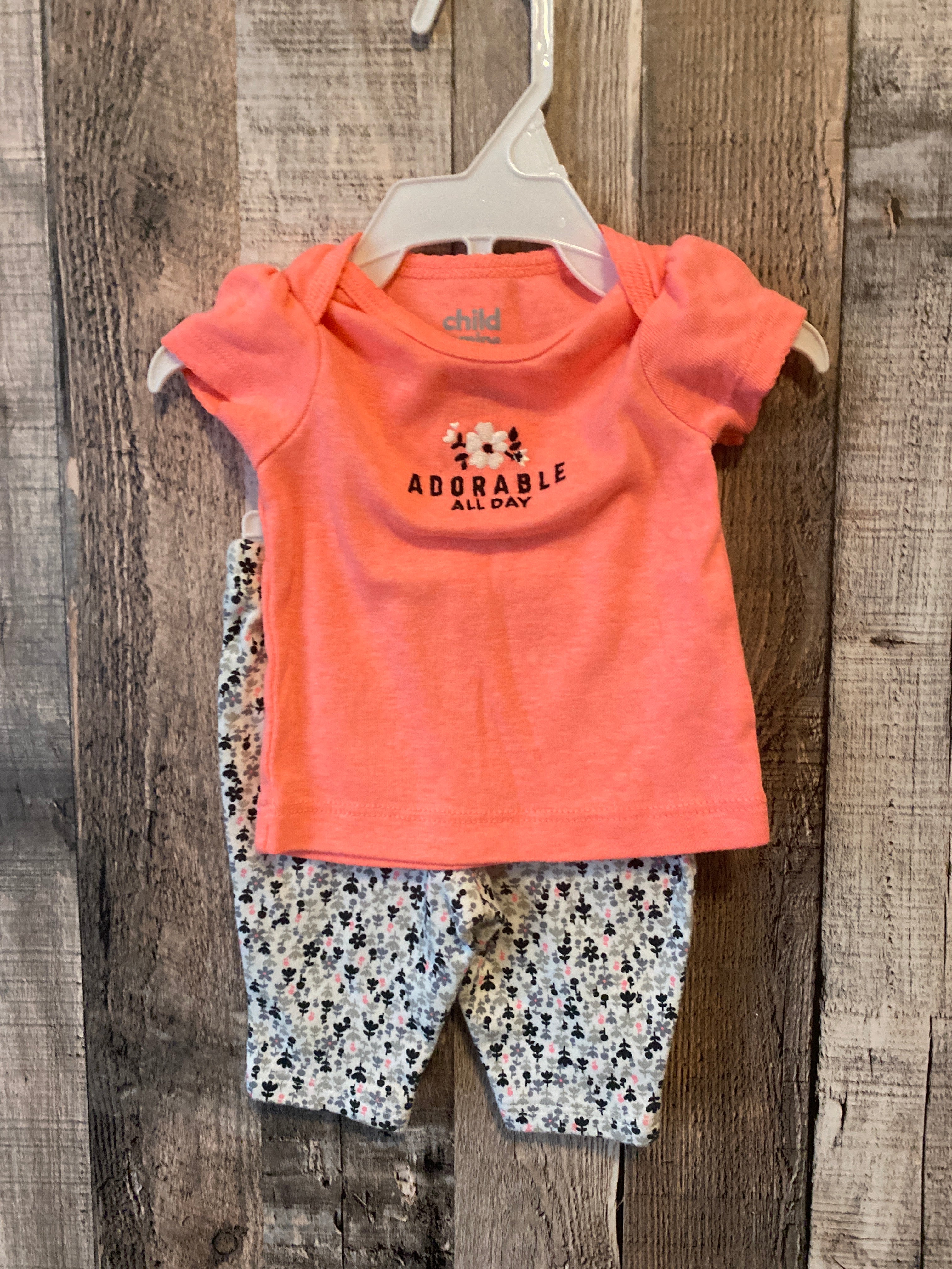 Carters Newborn 2 Piece Set