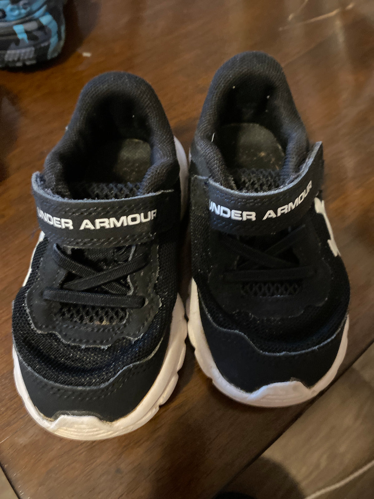 Under Armour Size 4.5