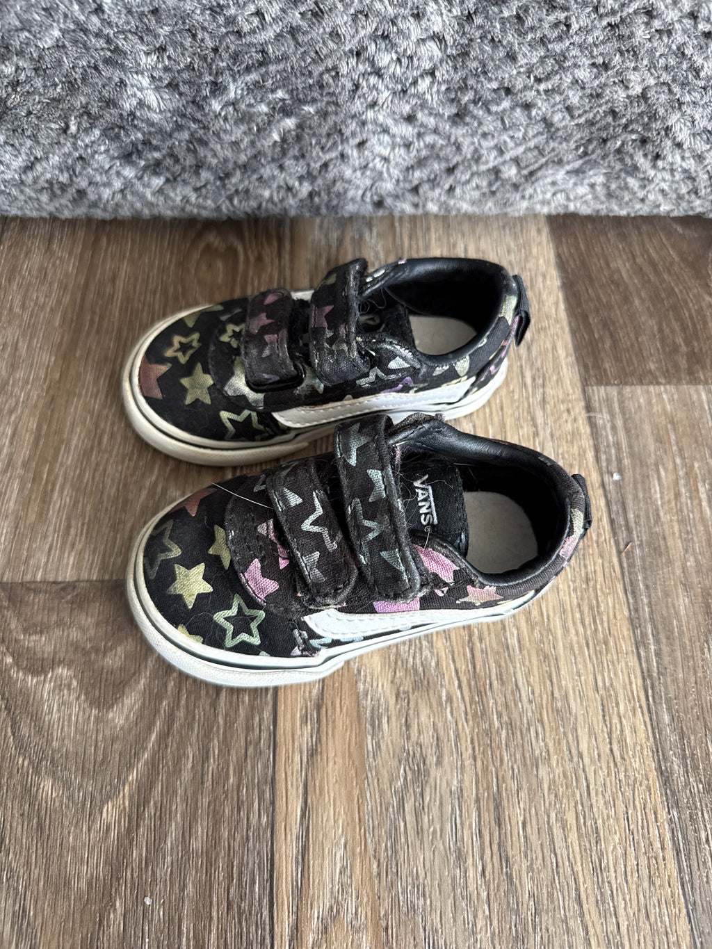 Toddler 5 vans