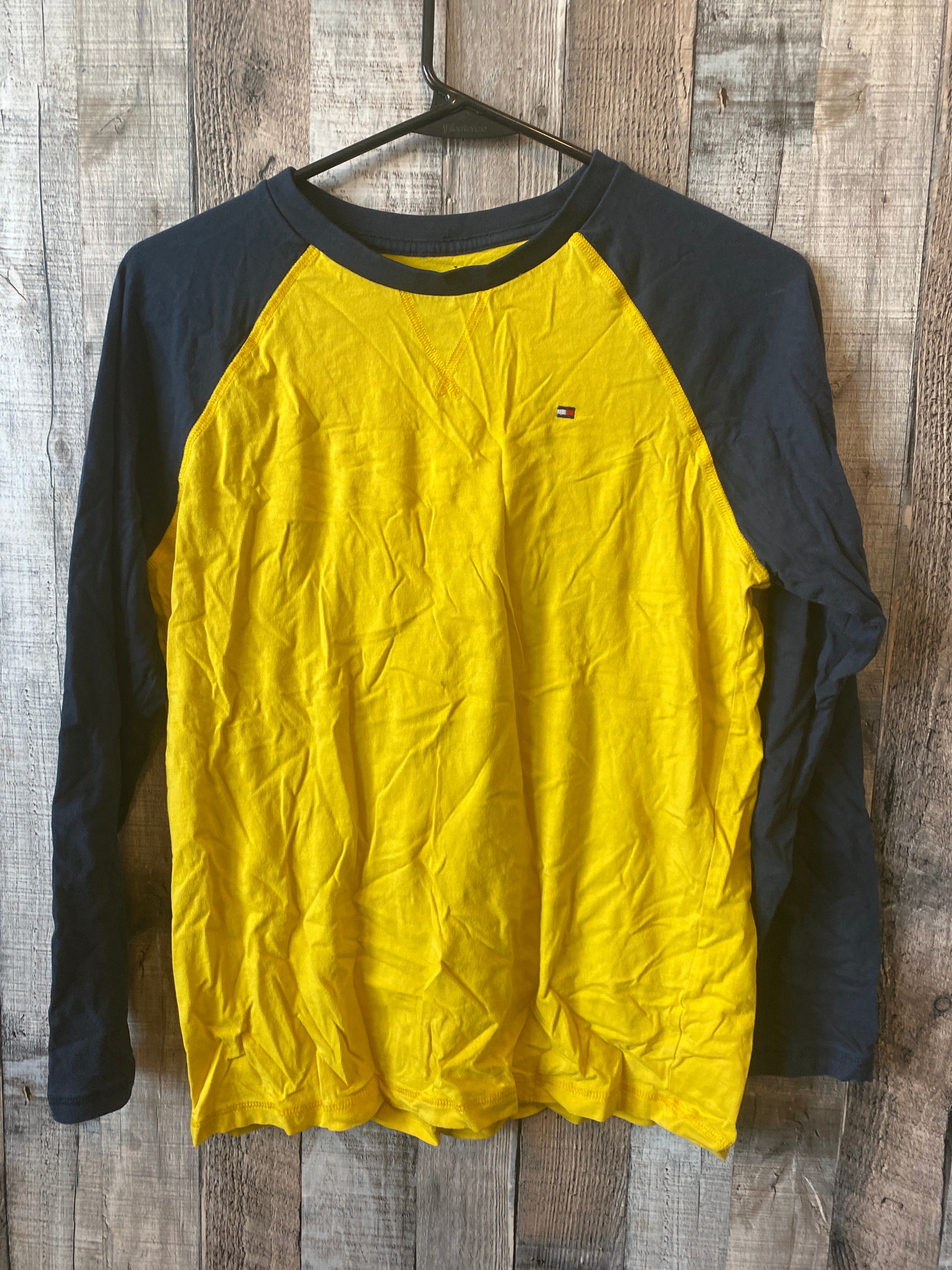 Tommy Hilfiger Large(16-18) Shirt