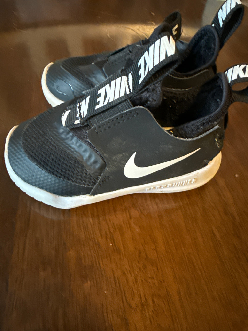 Nike Size 4c Tennis Shoes