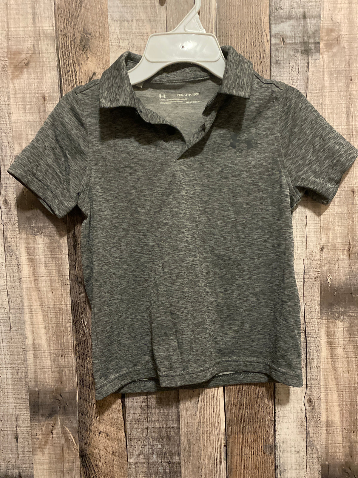Under Armour Size XS Collared Shirt