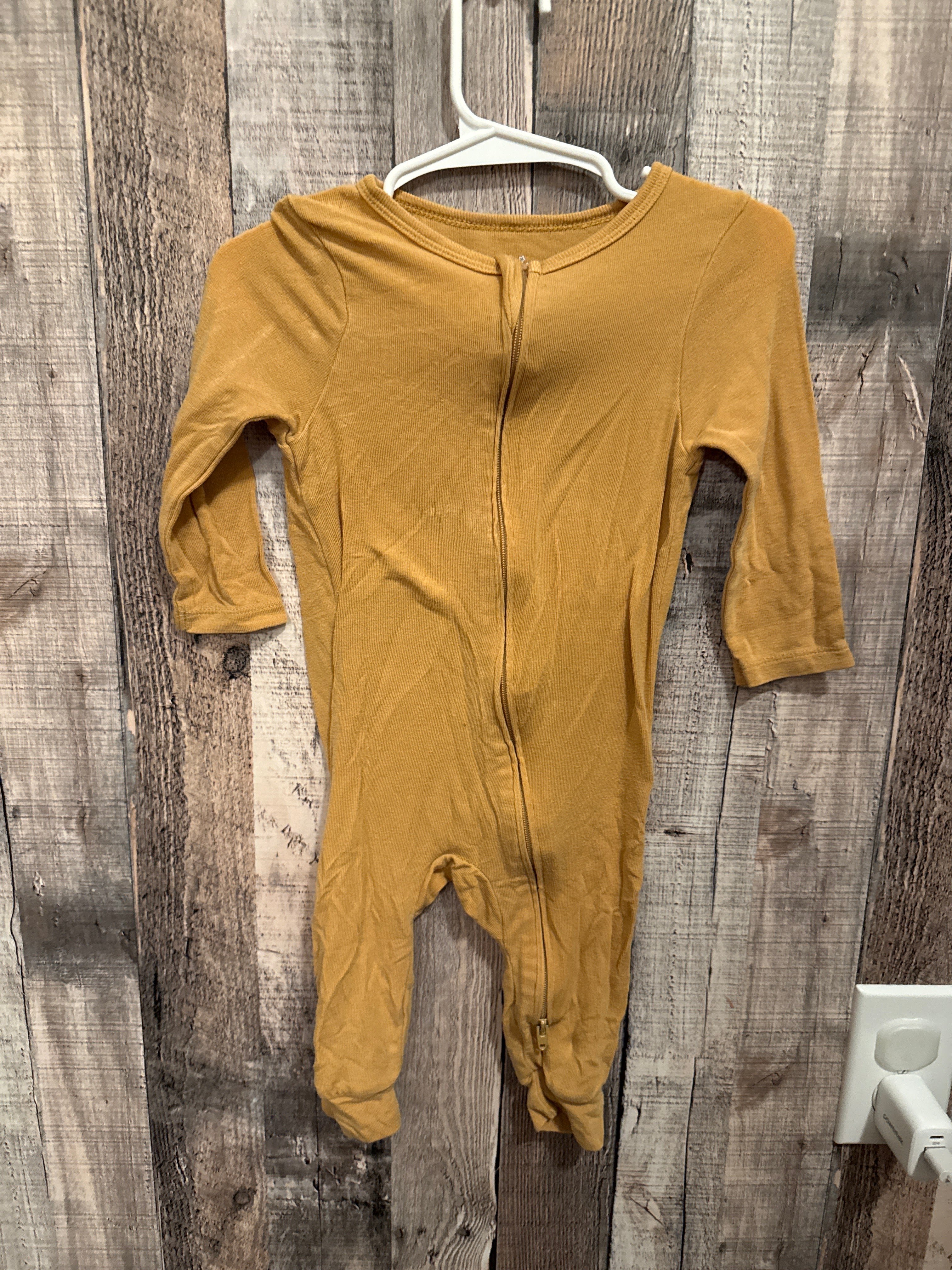 6-9 month sleeper