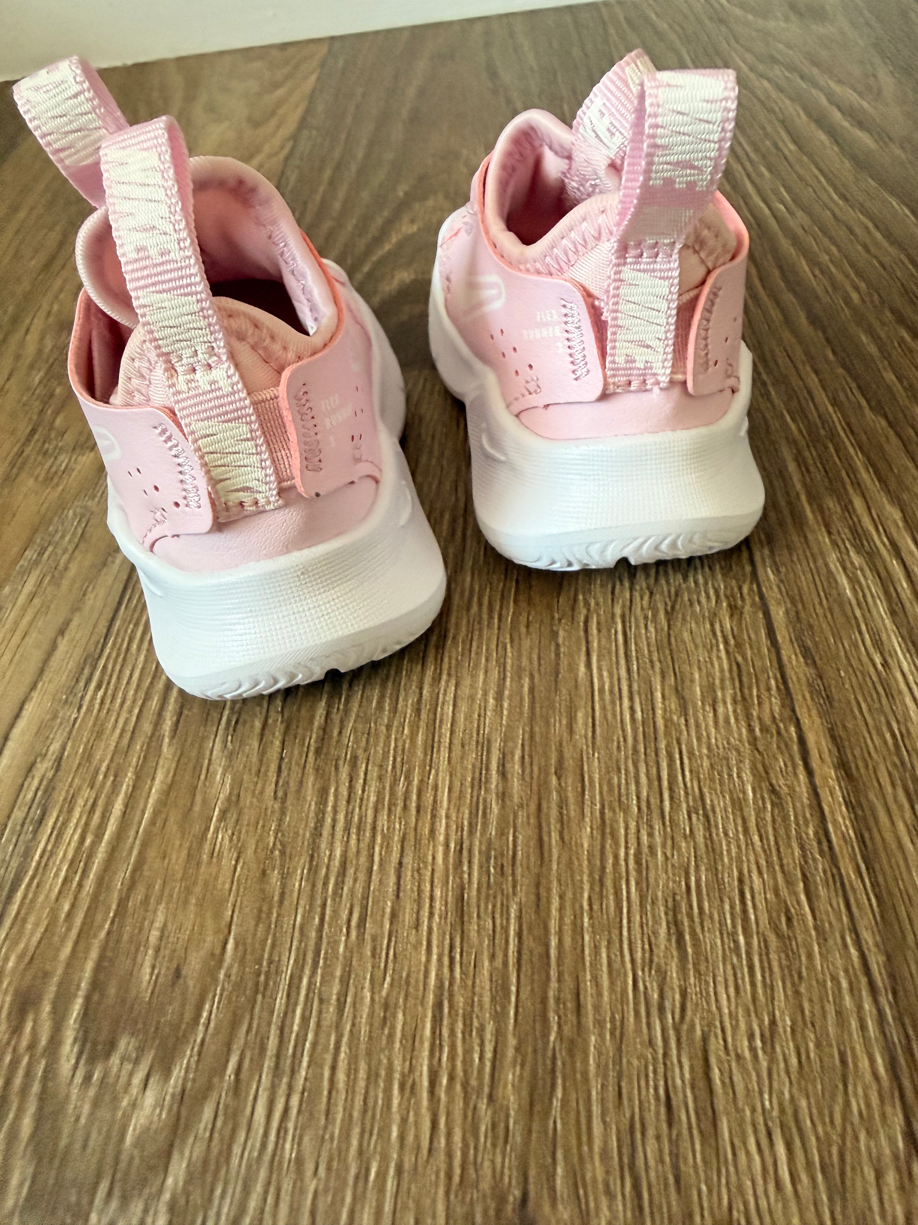 Toddler 2 Nike Shoes